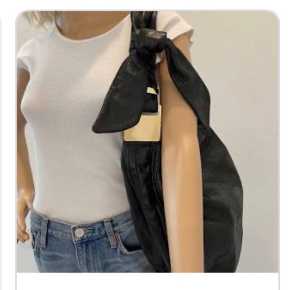 Black badgley Mishka leather boho bow bag purse y2k
Casual fall classic $400 - Picture 2 of 8